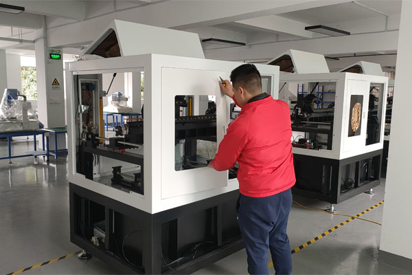 灌膠機(jī).jpg 灌膠機(jī).jpg